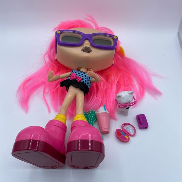 CHATSTERS Gabby Doll Pink Hair & Glasses by Spinmaster Interactive - FUN - Picture 2 of 16